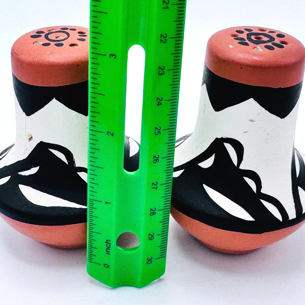 Southwestern Style Pottery‎ Salt & Pepper Shakers Set Red Black White Tribal